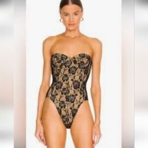 Norma Kamali Bustier Bodysuit, NEW! Size XL, Black Lace, Lined, Underwire Bra